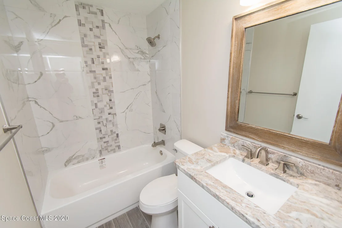 Photo of 987 Pineland Drive