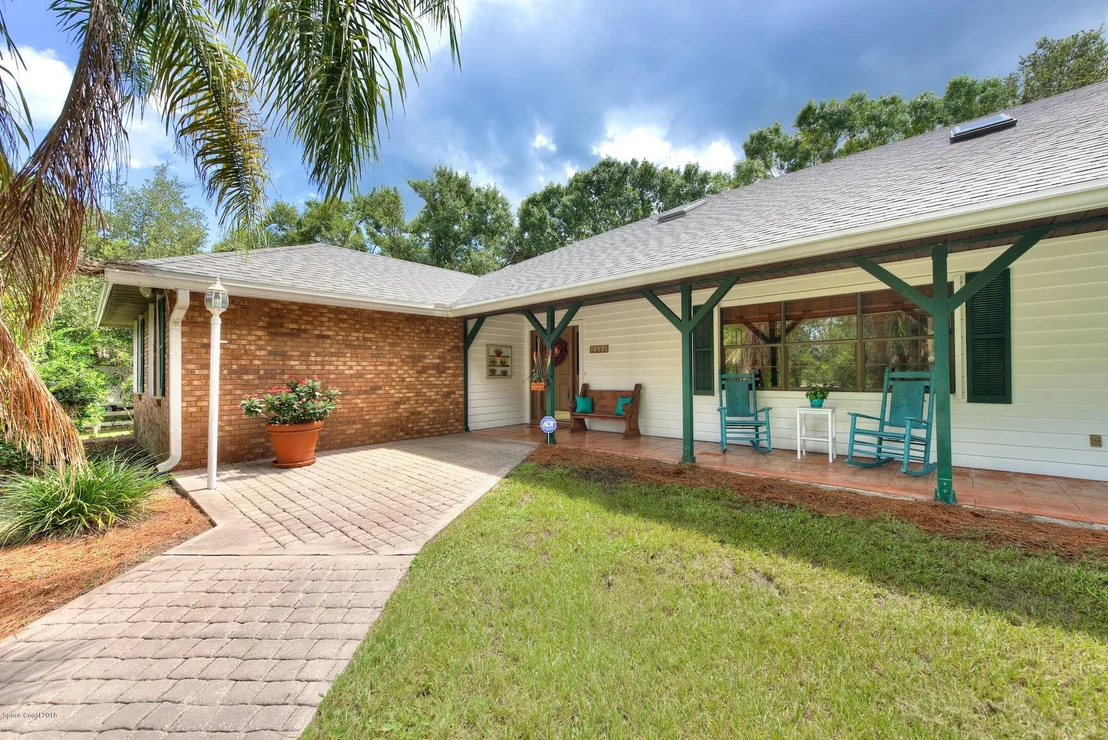 Photo of 3555 Grant Road
