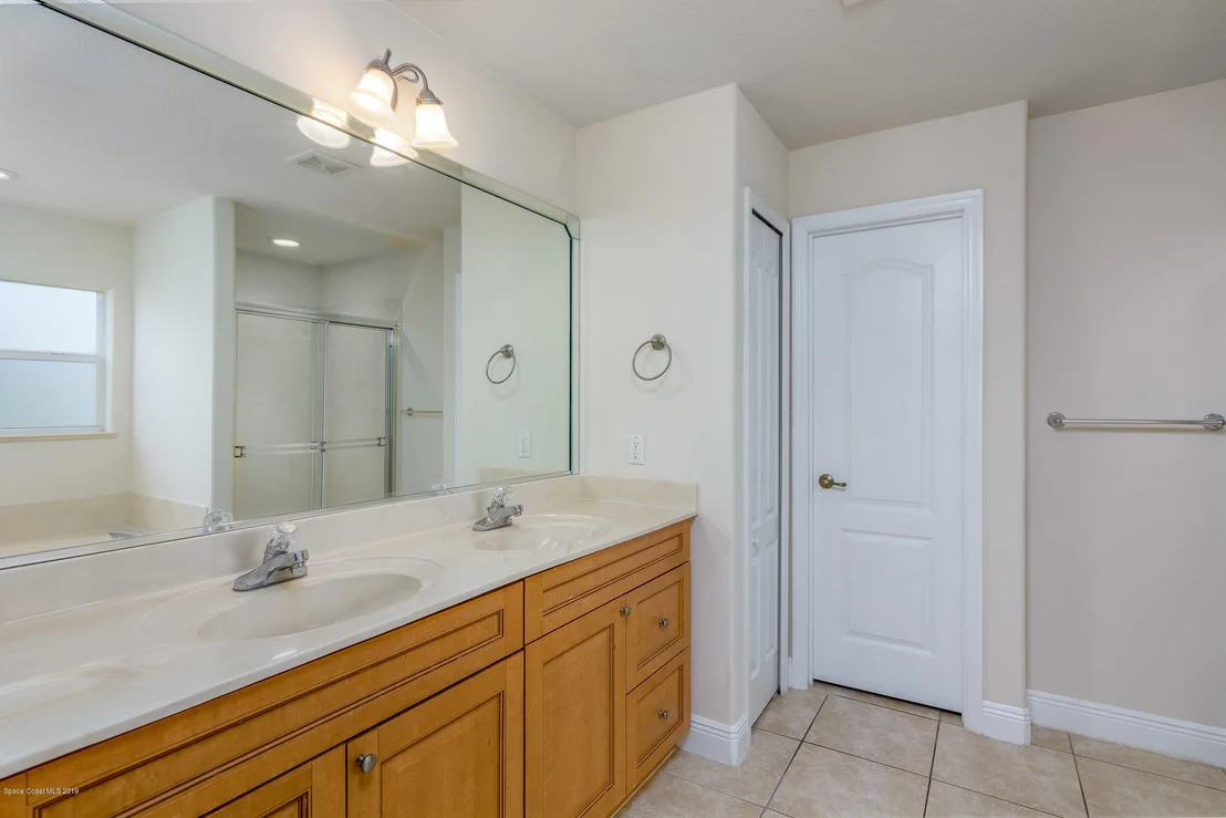 Photo of 3908 Rolling Hill Drive