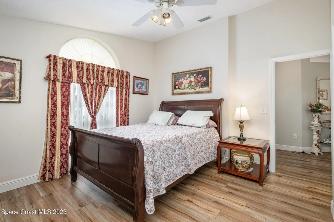 Photo of 1698 Palm Ridge Road