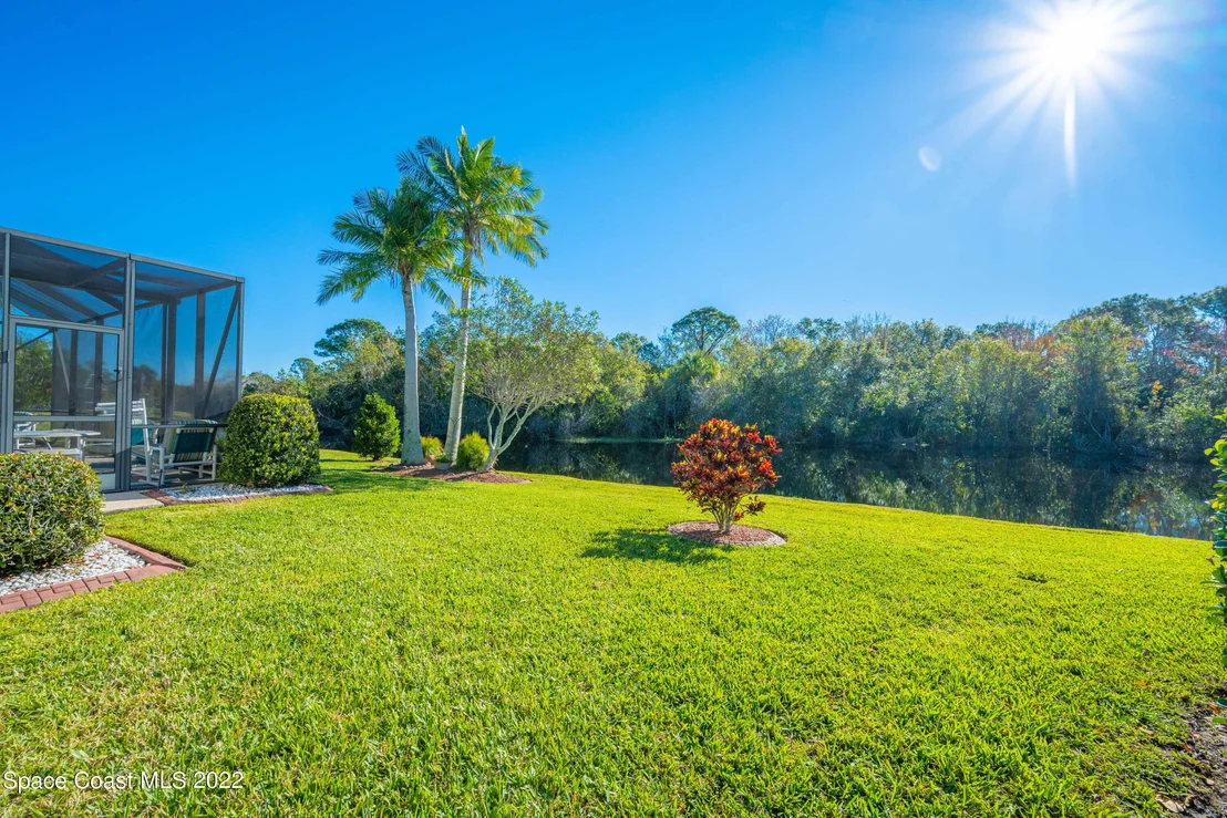 Photo of 697 Carriage Hill Road
