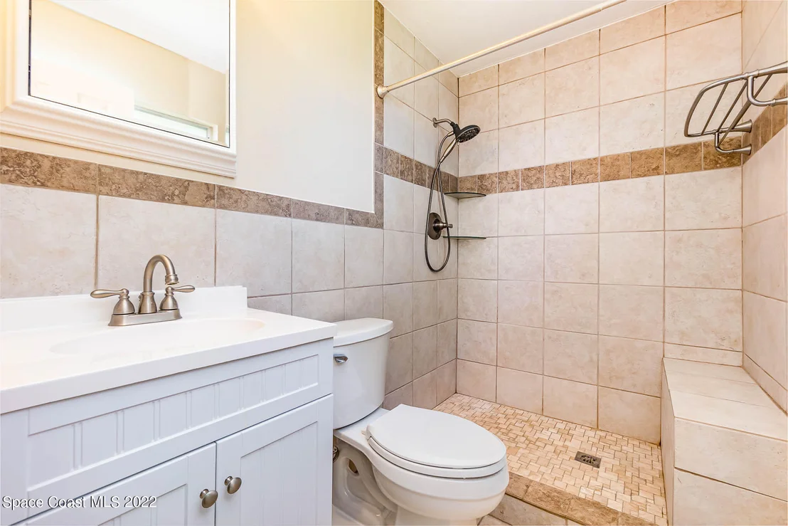 Photo of 1038 La Paloma Drive