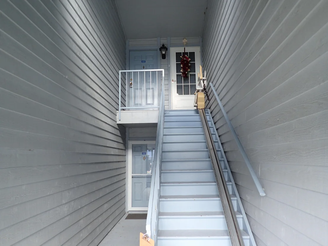Photo of Unit 205 at 7420 Highway 1