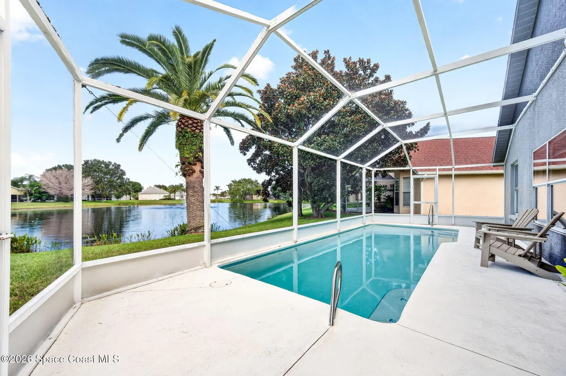 Photo of 2453 Addington Circle