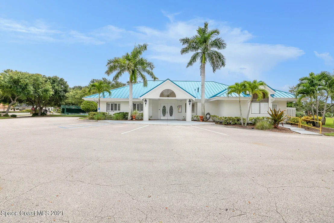 Photo of 800 Peregrine Drive