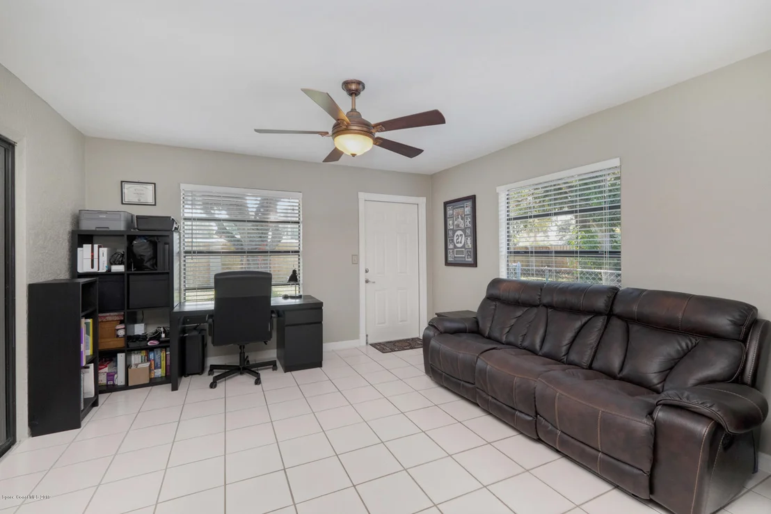 Photo of 1632 Clover Circle
