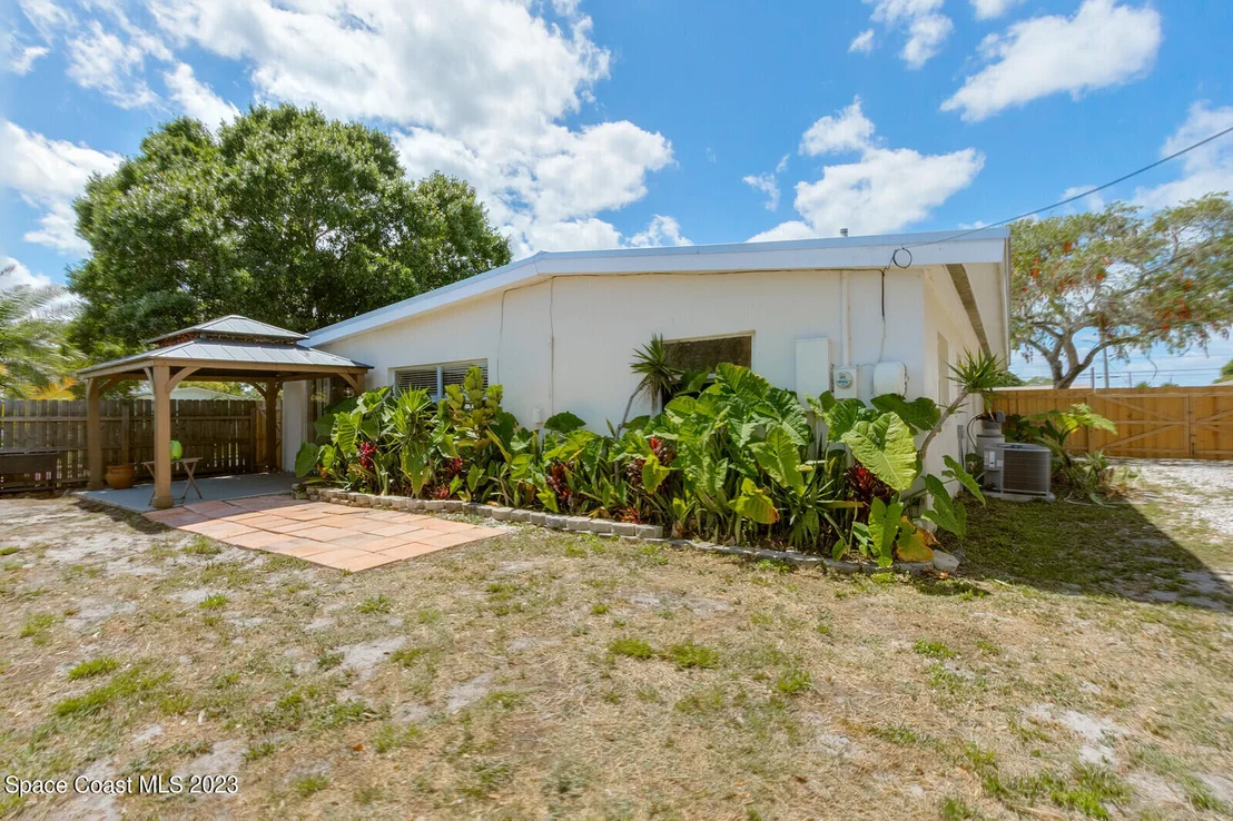 Photo of 825 Tupelo Drive