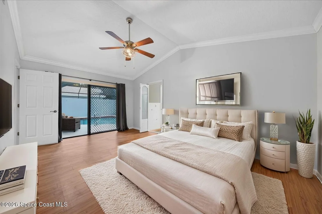 Photo of 340 Oak Haven Drive