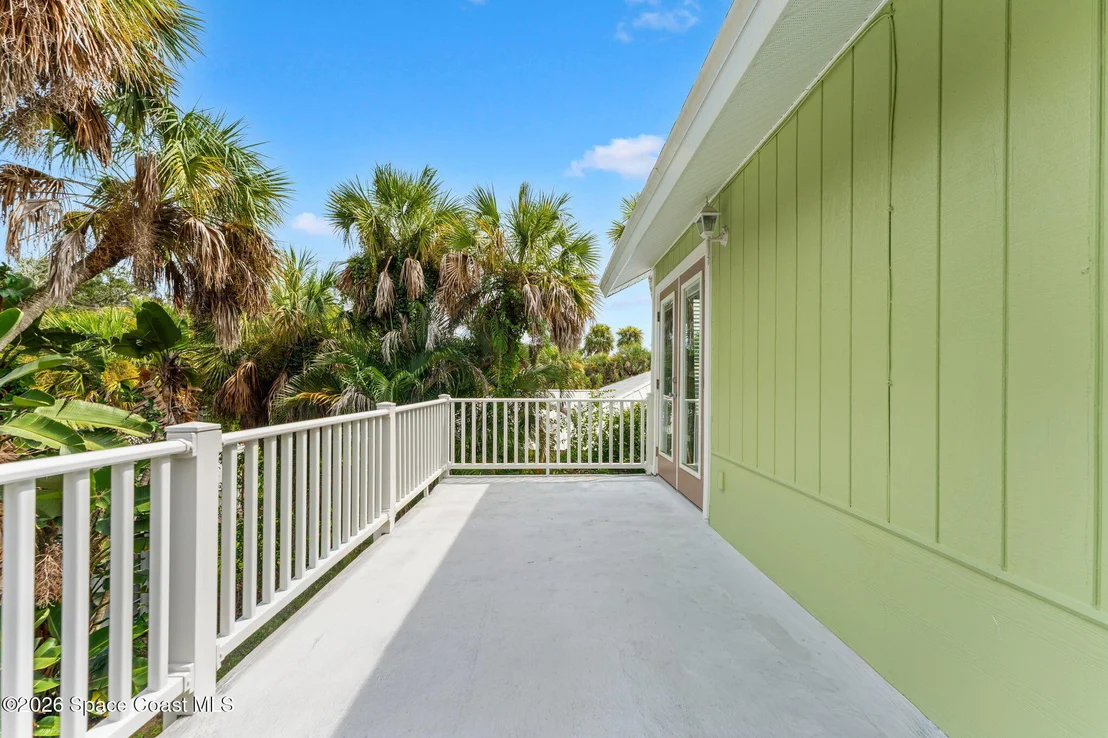 Photo of 220 Cardinal Drive