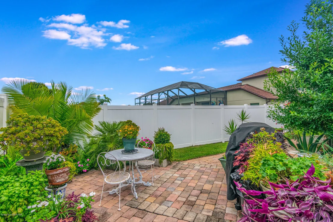 Photo of 1389 Outrigger Circle