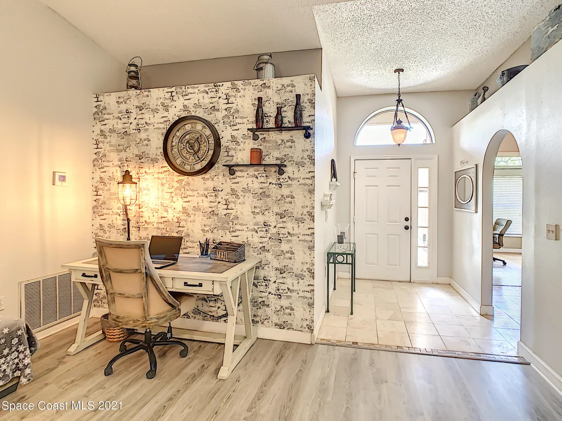 Photo of 4087 Four Lakes Drive