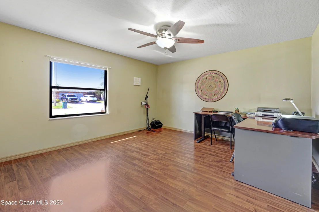 Photo of 3537 Swallow Drive