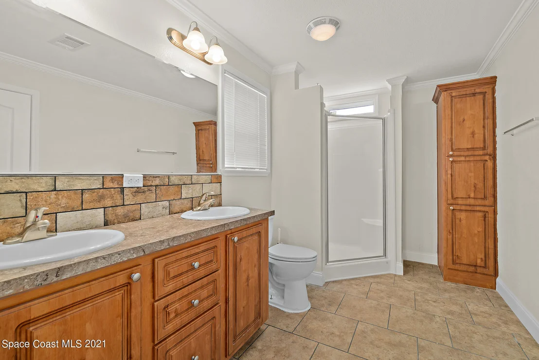 Photo of 331 Spring Street