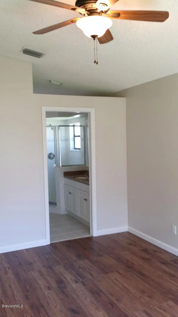 Photo of 7012 Hammock Trace Drive