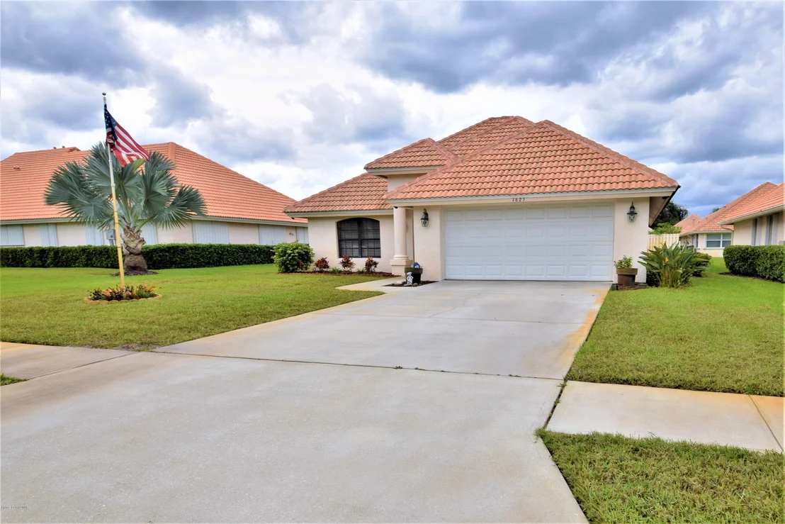 Photo of 1625 James Circle