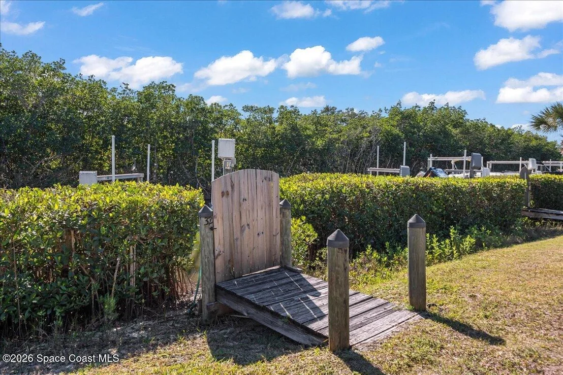 Photo of 5297 Solway Drive
