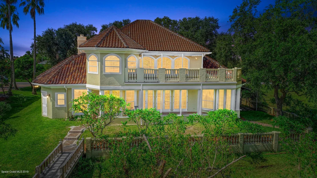 Photo of 274 Lanternback Island Drive