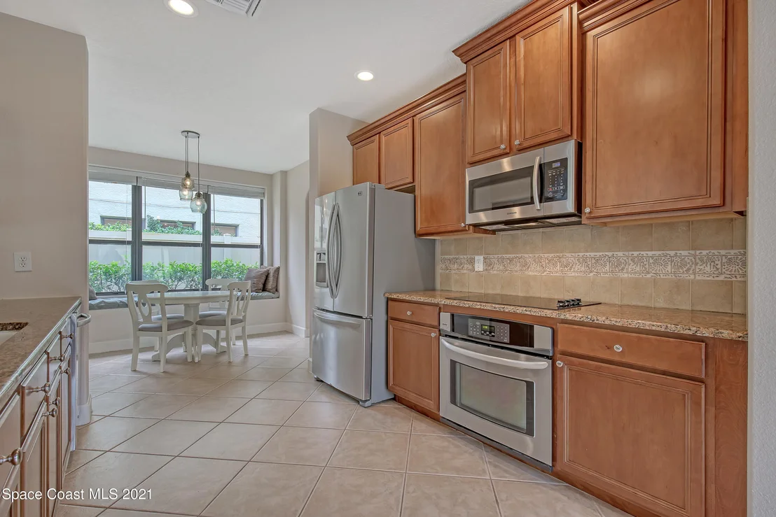 Photo of 1380 Talon Way