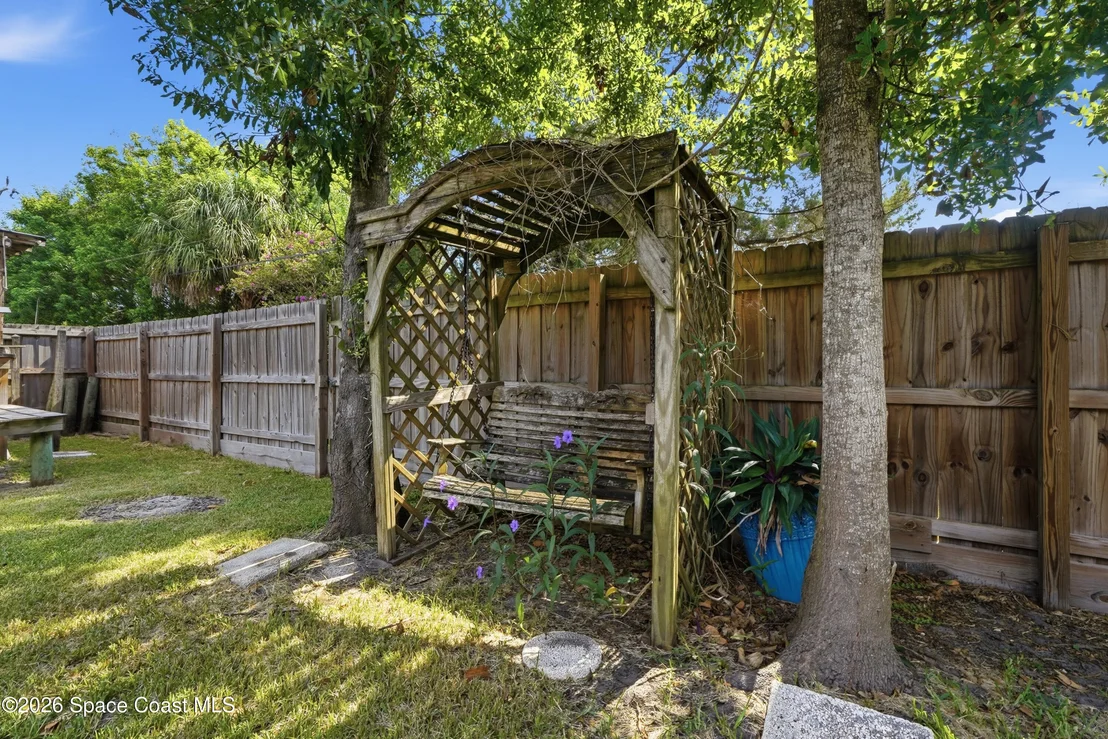 Photo of 2403 Parsons Avenue