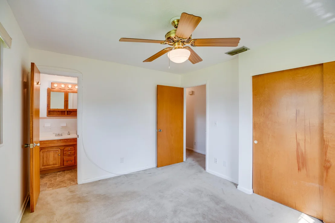 Photo of 1027 Green Road