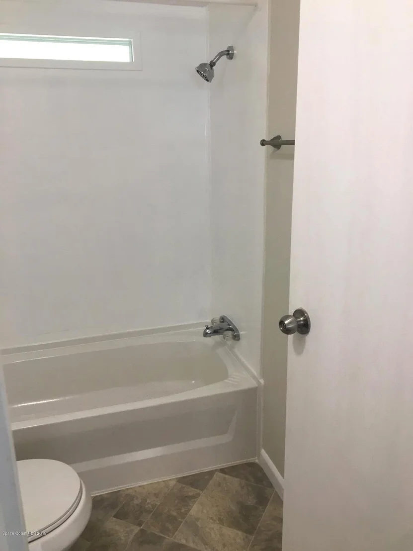 Photo of 3425 Turnbull Road