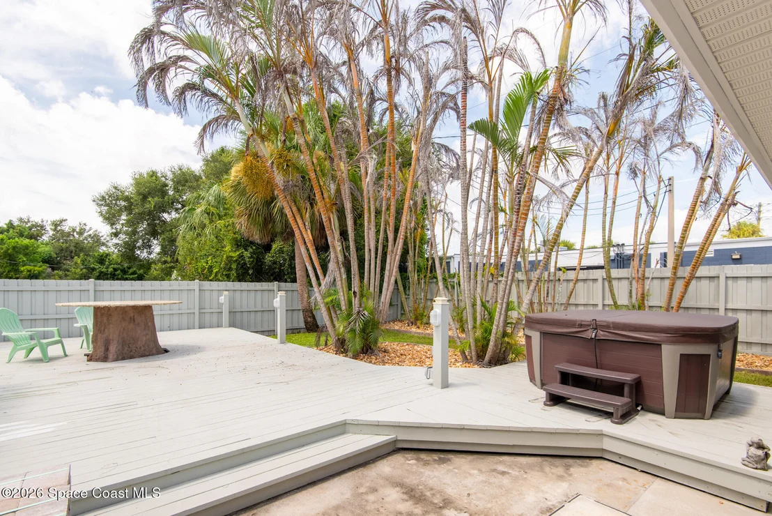 Photo of 2100 Vernon Place