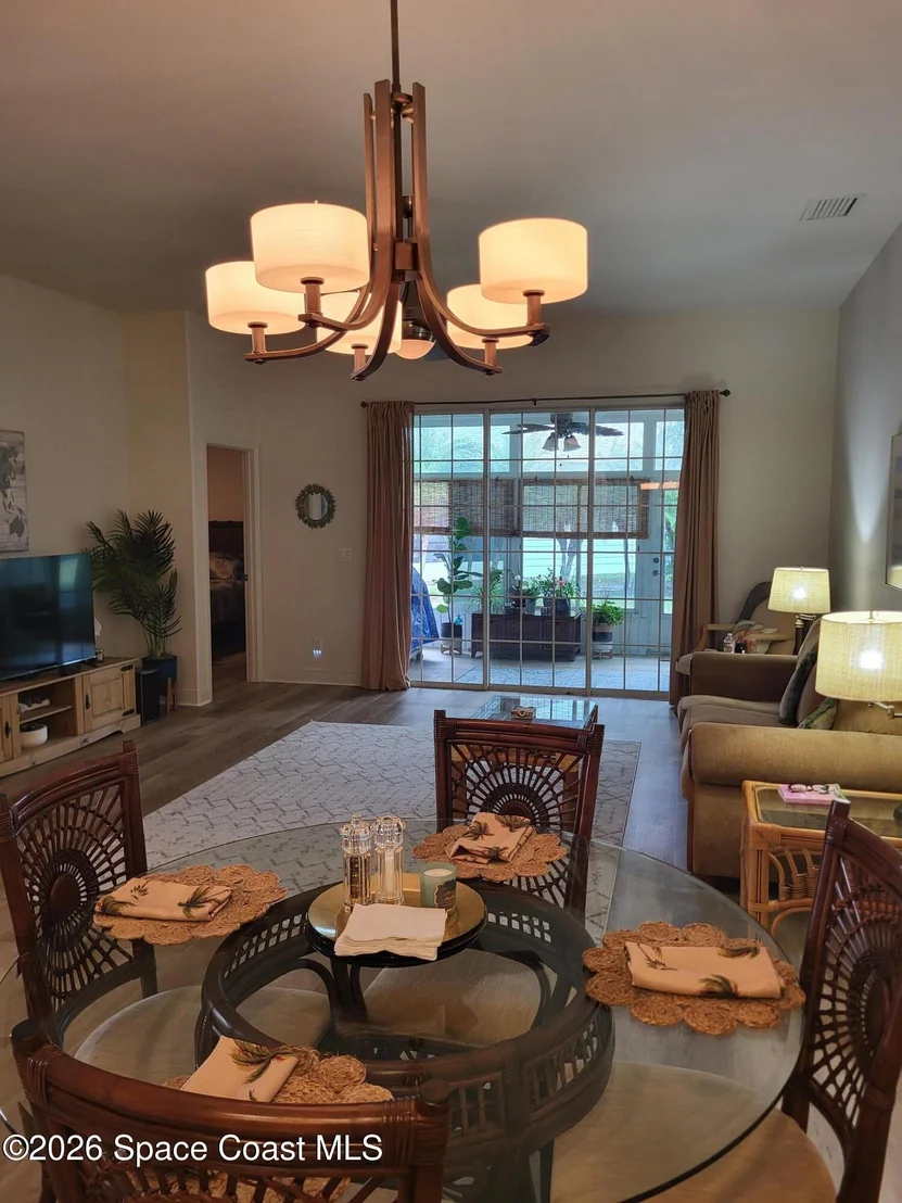 Photo of 1177 Eleuthera Drive NE