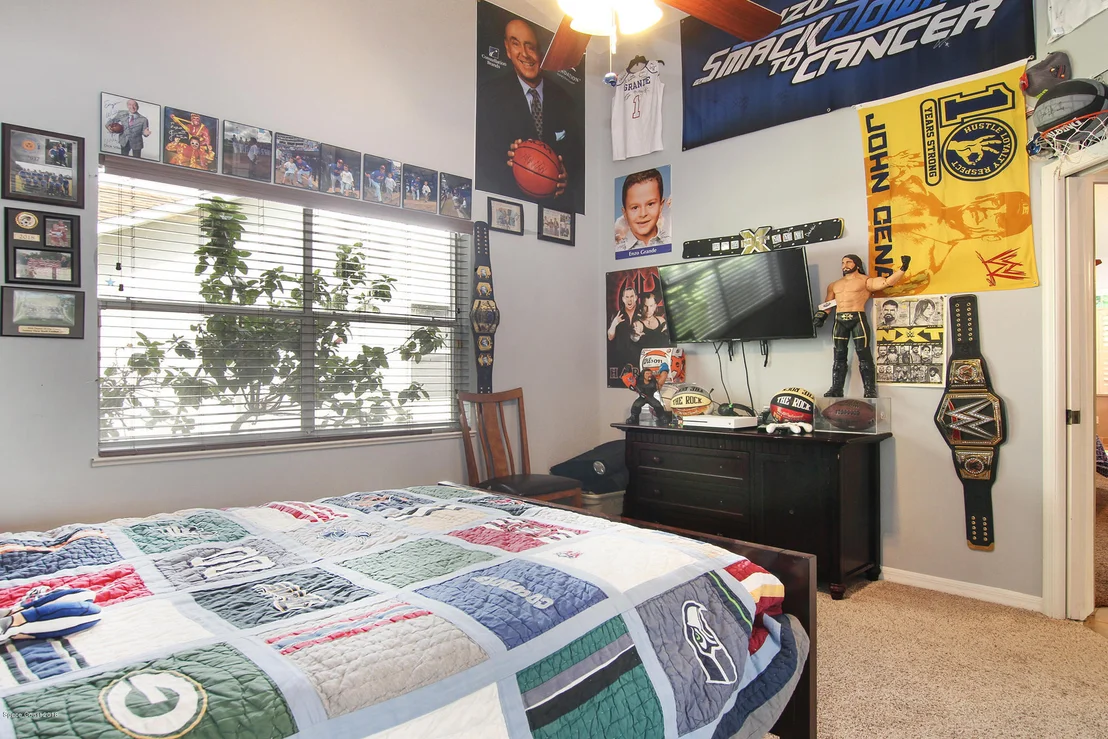 Photo of 971 Somerset Lane