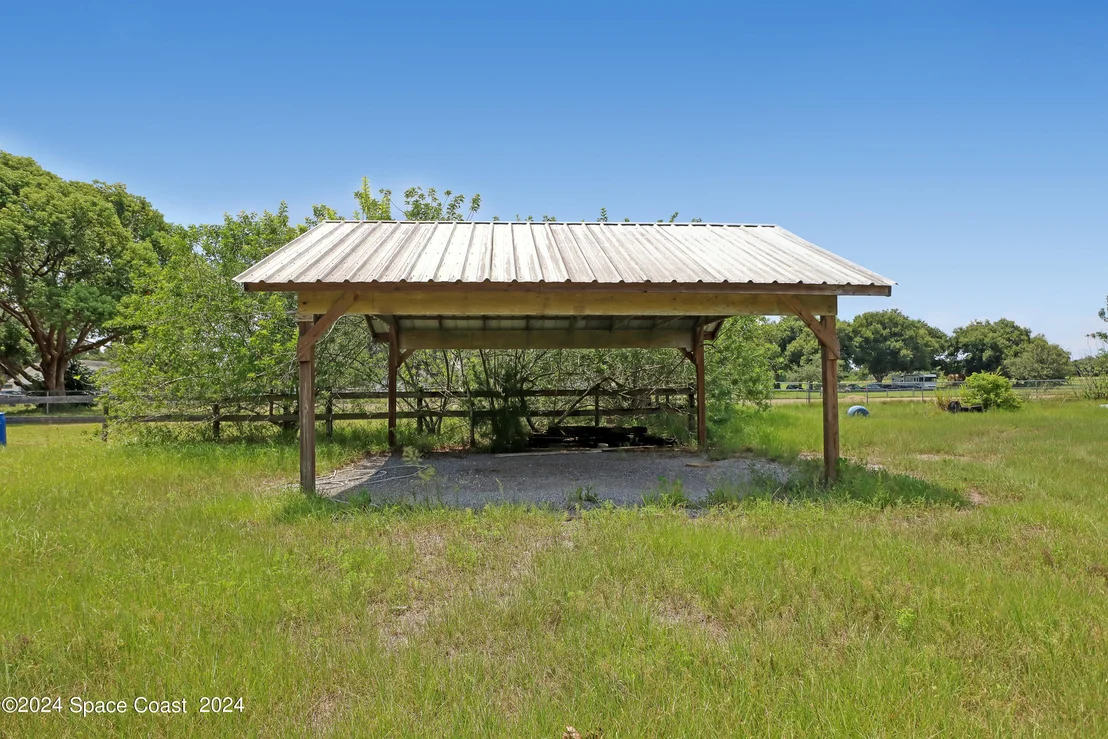 Photo of 3580 Burkholm Road