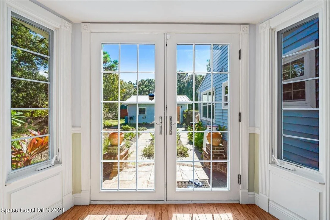 Photo of 1825 Eva Lane