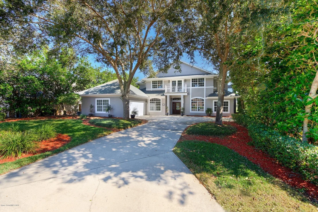 Photo of 637 Woodbridge Drive