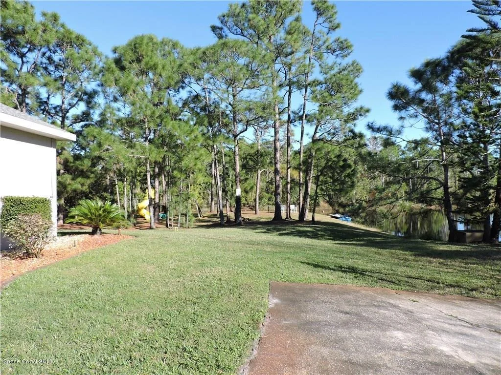 Photo of 6595 Indian River Boulevard