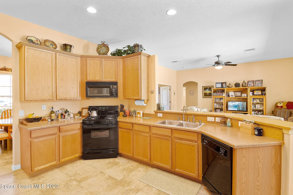 Photo of 258 Pebble Hill Way