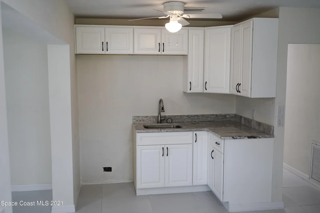 Photo of 80 Katherine Boulevard
