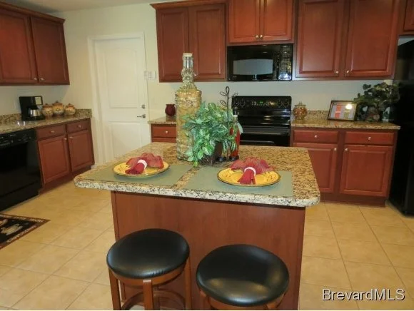 Photo of 2095 Botanica Circle