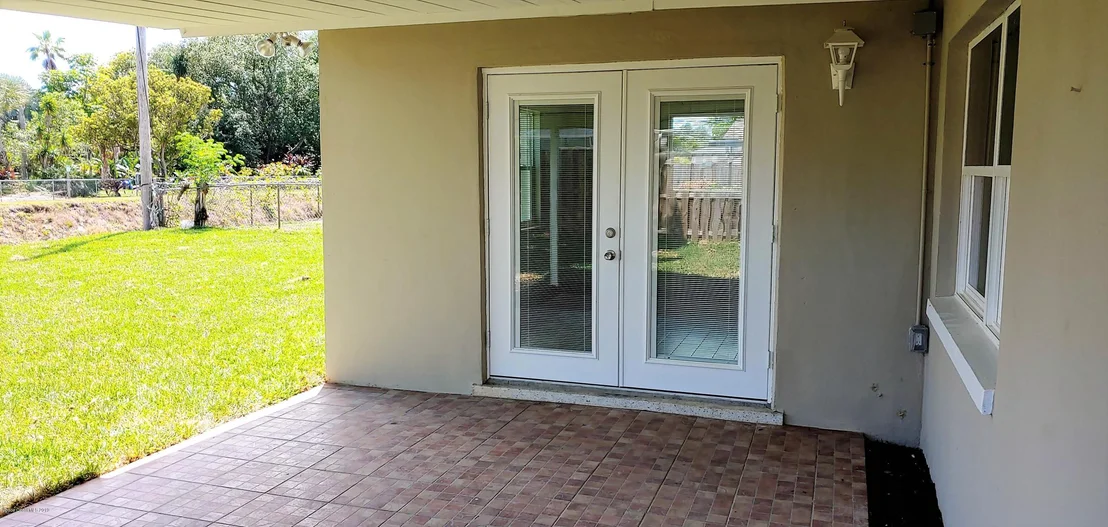 Photo of 2187 Montgomery Road