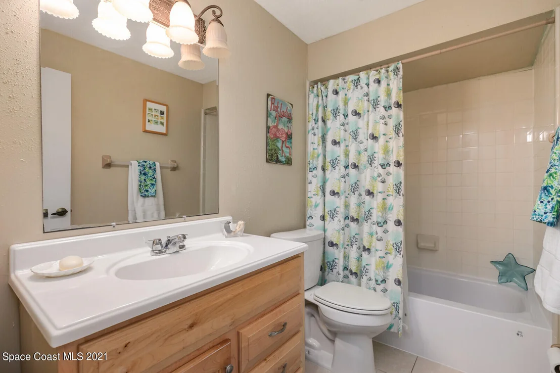 Photo of 310 Bayhead Drive