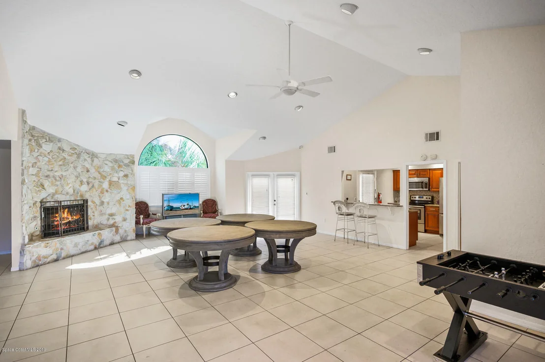 Photo of 393 Peregrine Drive