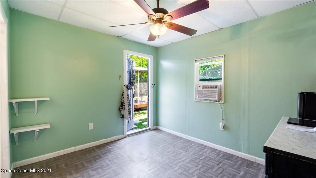 Photo of 7535 Sheridan Road