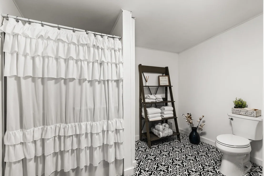 Photo of 2373 Parrish Road