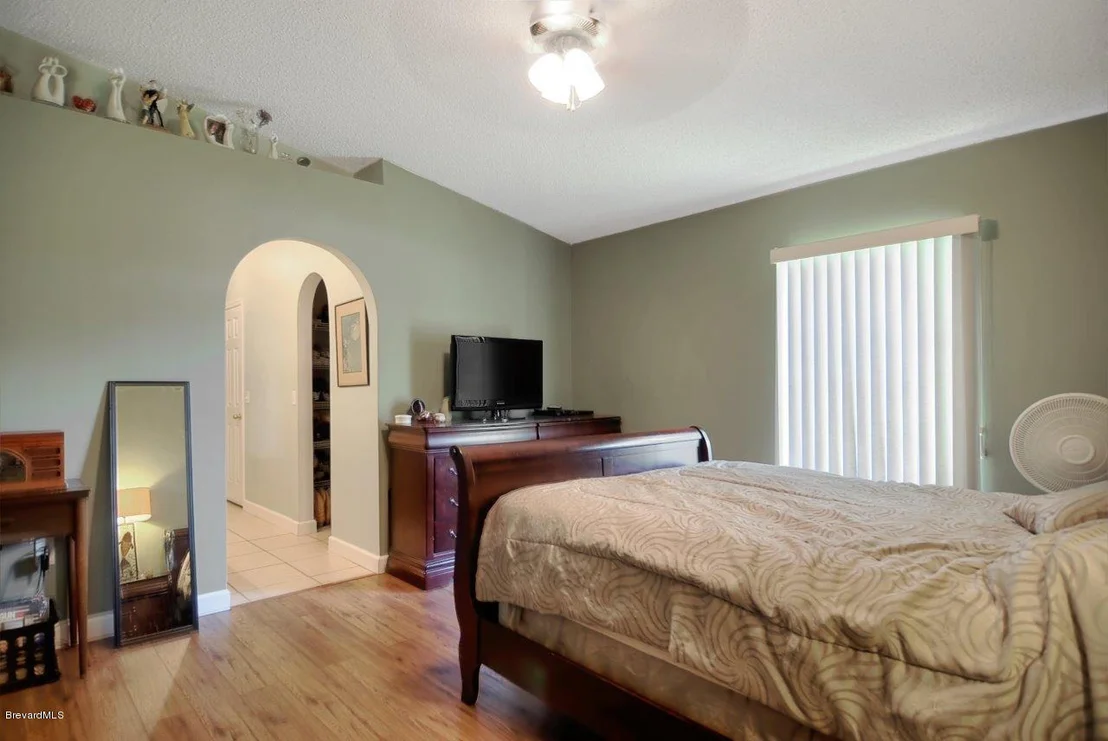 Photo of 4077 Four Lakes Drive