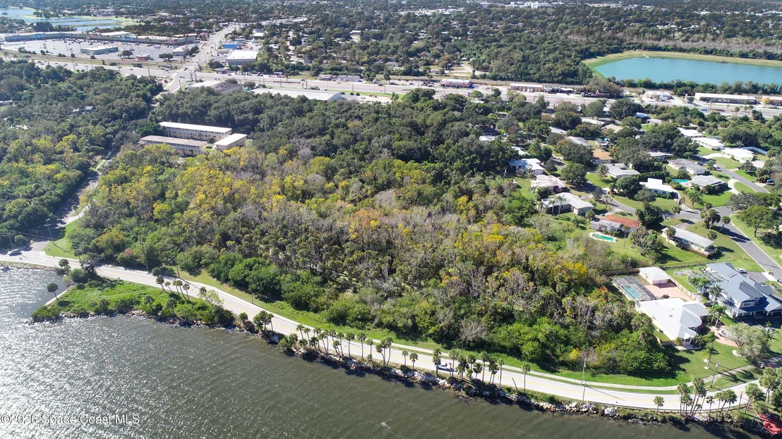 Photo of 620 Dixon Boulevard