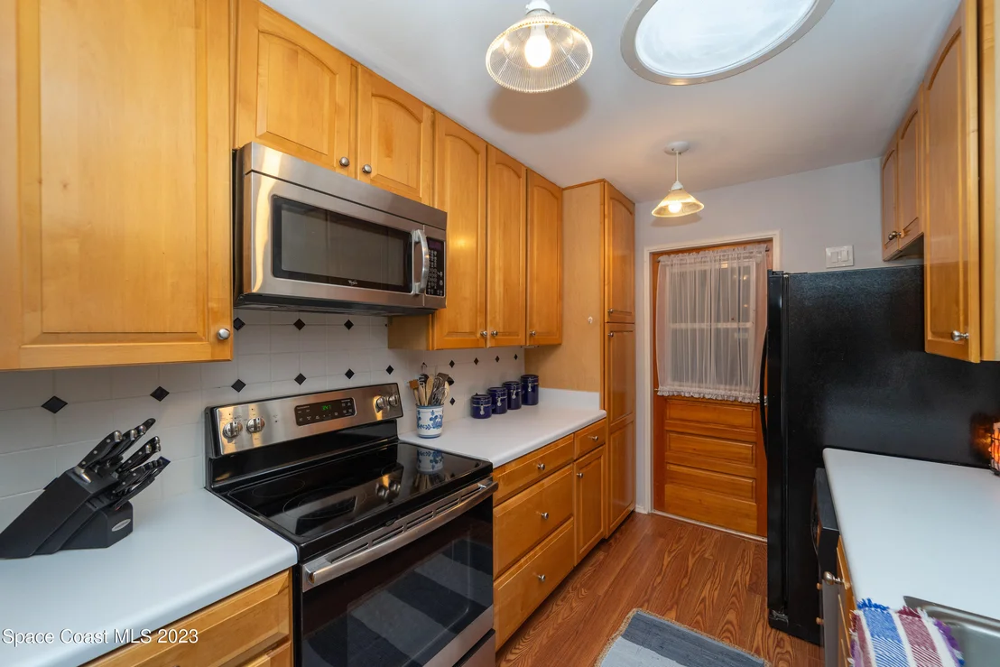 Photo of 700 Aloha Avenue