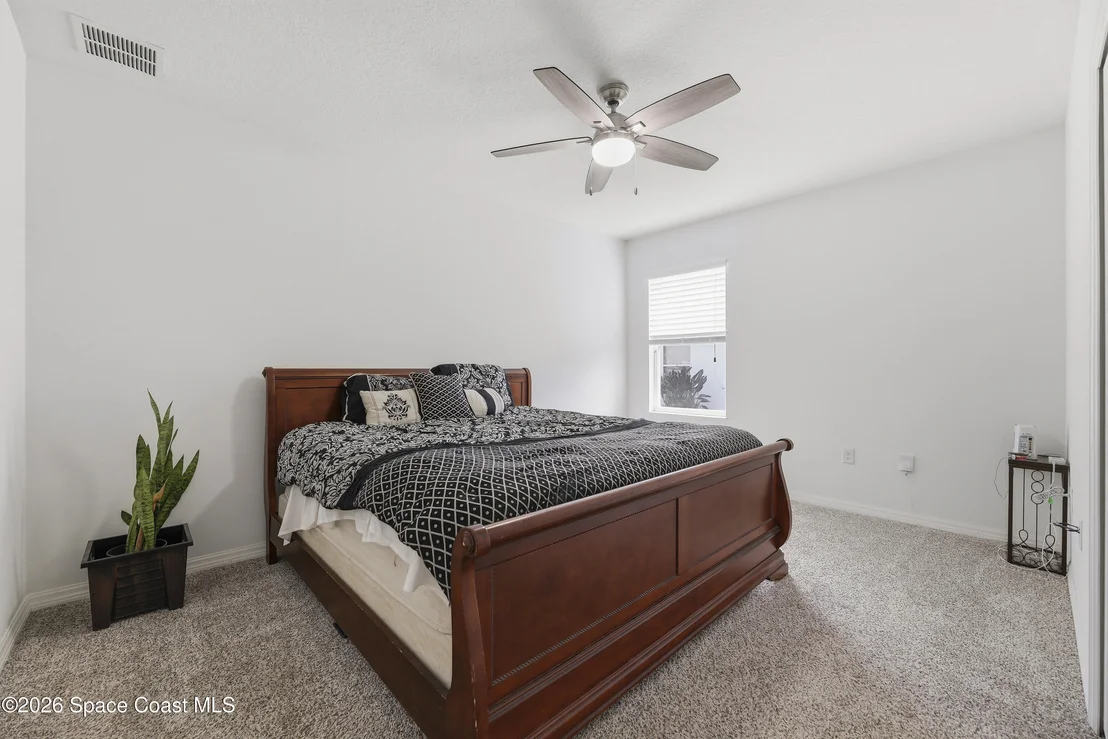 Photo of 1121 Morgan Circle NE