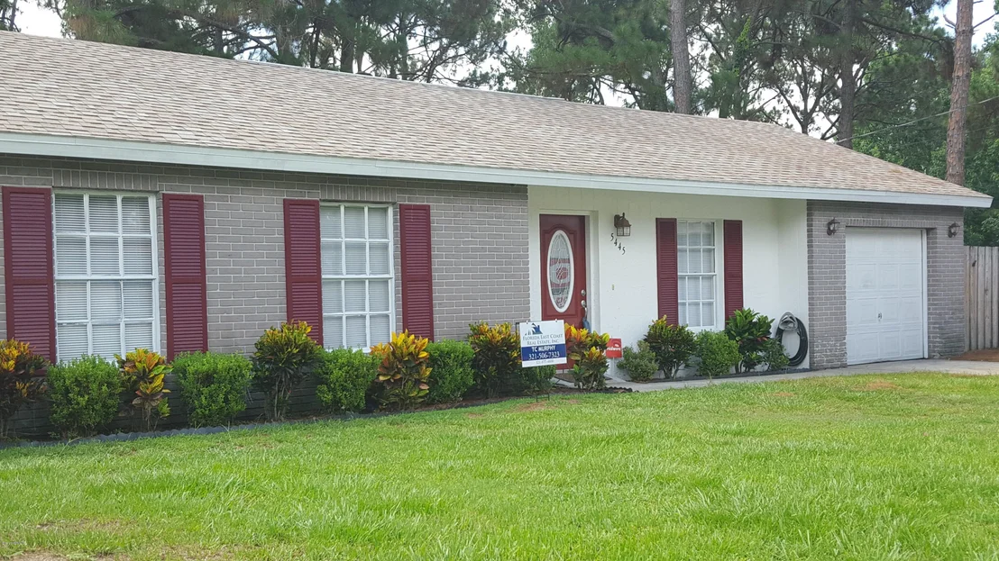 Photo of 5445 Jamaica Road