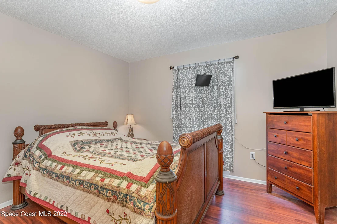 Photo of 2365 Lake Drive