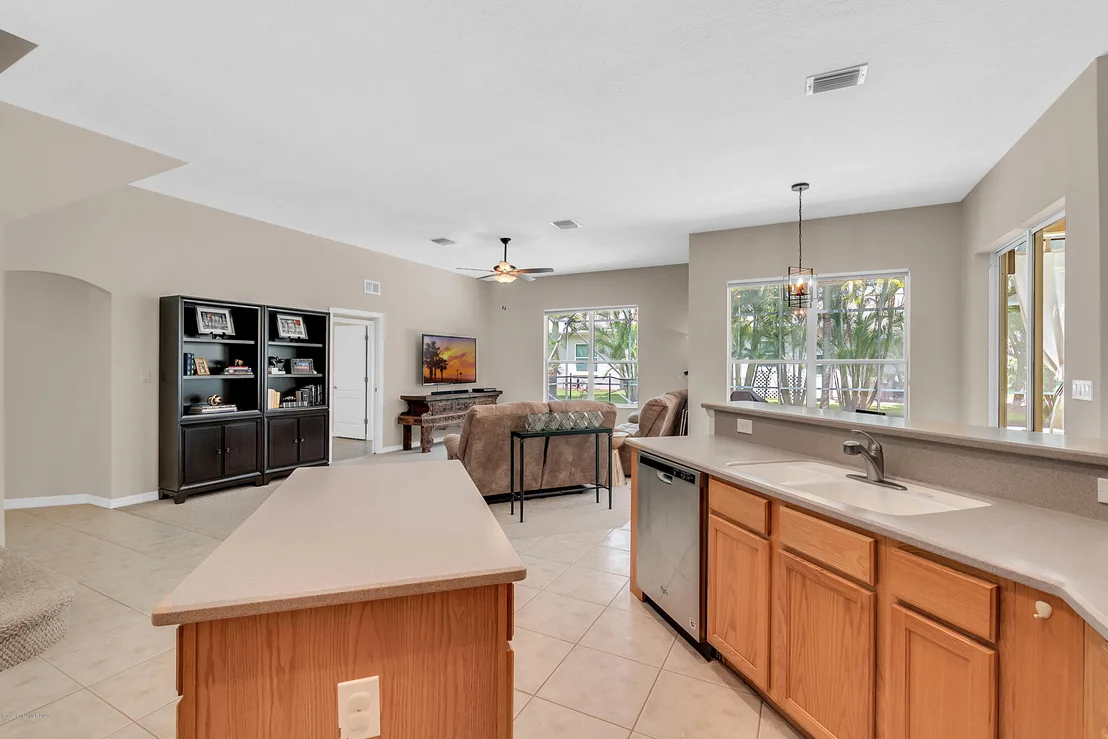Photo of 562 Carmel Drive