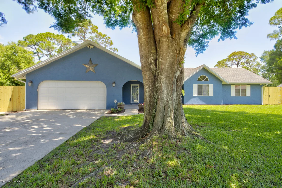 Photo of 6421 Hunt Road