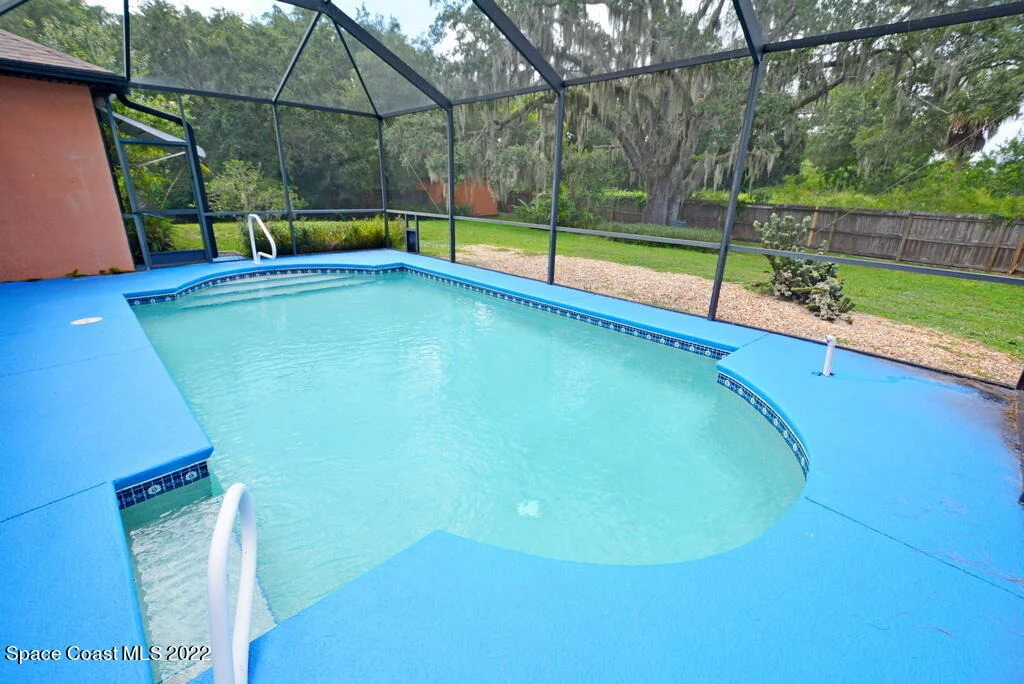 Photo of 3190 Aurora Road