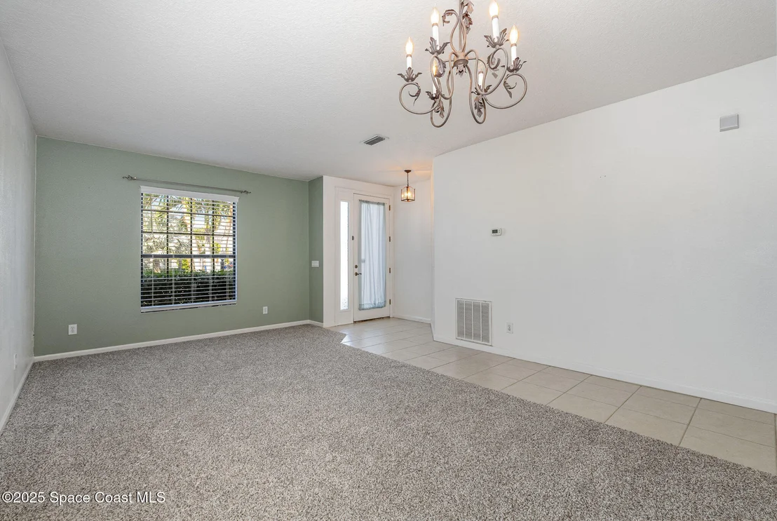 Photo of 1123 Bolle Circle